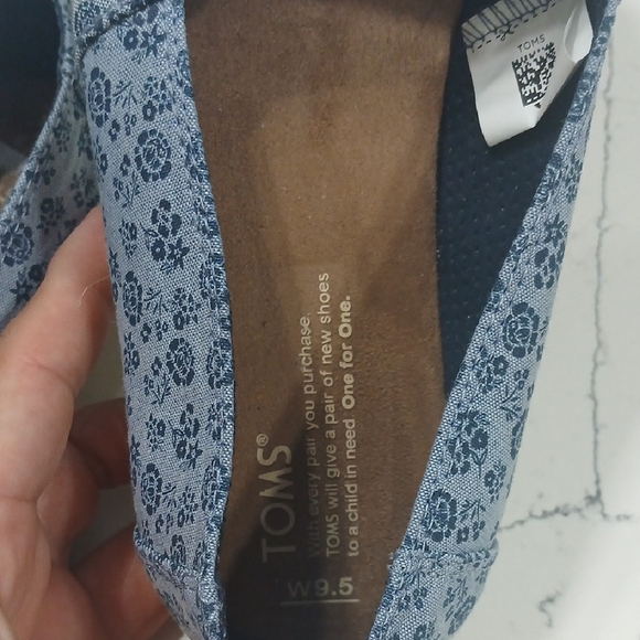Toms Blue Floral Espadrilles Peep Toe NEW WITHOUT TAG OR BOX SZ 9.5 - Picture 5 of 9